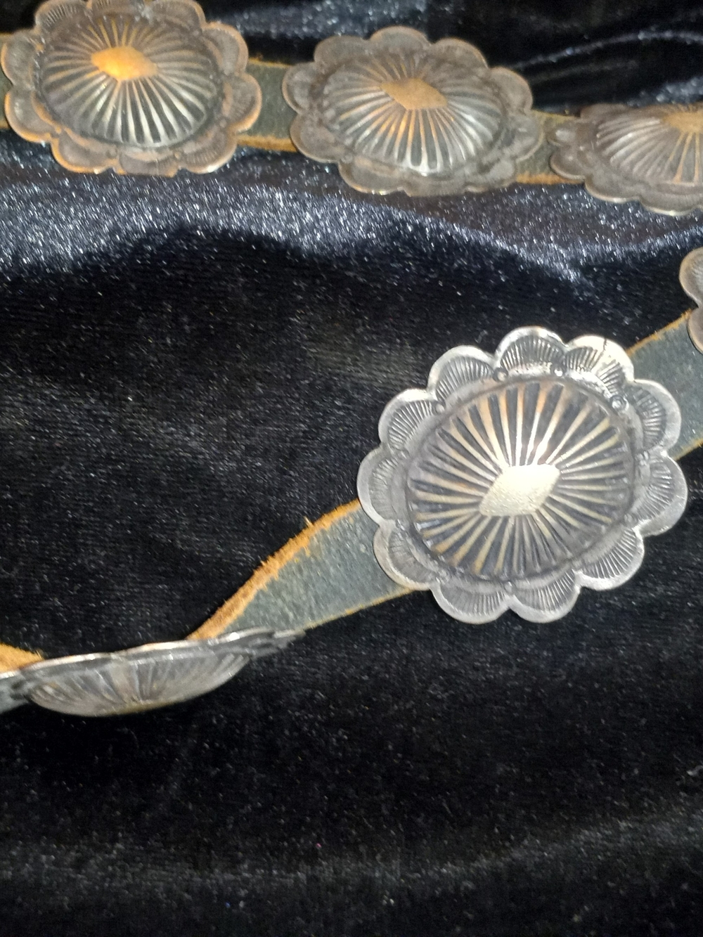 Antique Floral Concho Leather Belt Accessory AUTHENTIC